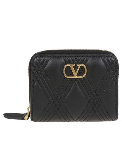 Valentino Garavani Zip Around Wallet Quiltie 67 In Black