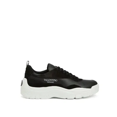 VALENTINO GARAVANI GUMBOY LOW-TOP SNEAKERS