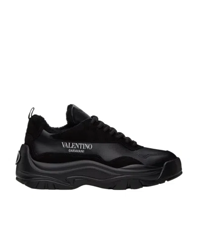 Valentino Garavani Gumboy Side Logo Low-cut Skate Shoes In Black