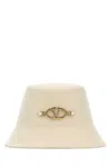 Valentino Ivory Felt Bucket Hat In Avoriooro
