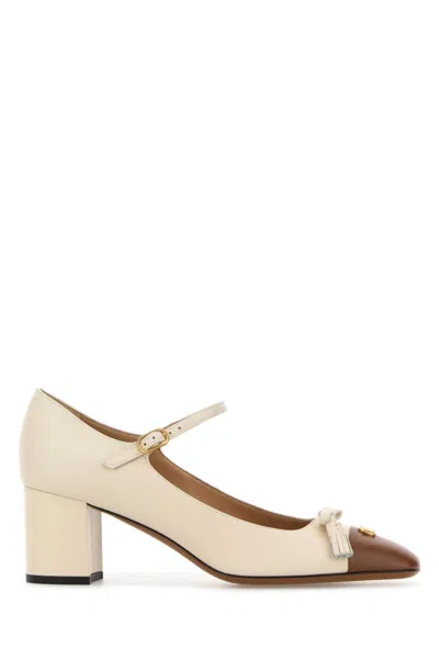 VALENTINO GARAVANI IVORY LEATHER PUMPS