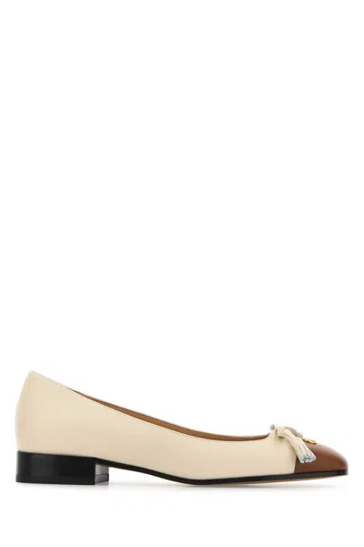 Valentino Garavani Leather Vlogo Signature Ballerinas In Neutral