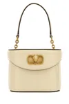 Valentino Borsa A Secchiello Vlogo Signature In Pelle Avorio  Donna In White