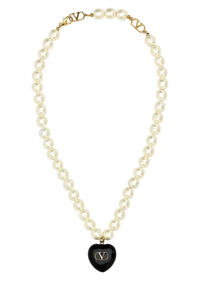 Valentino Garavani Ivory Pearls Coeur Royal Necklace In Gold