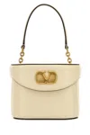 Valentino Borsa A Secchiello Vlogo Signature In Pelle Avorio  Donna In White