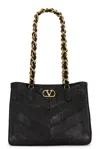 Valentino Garavani Laseine Shopping Bag In Nappa Leather With A Chevron Pattern W In Black