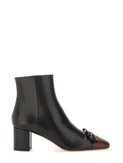 Valentino Garavani Bow Detail Block Heel Ankle Boots In Black