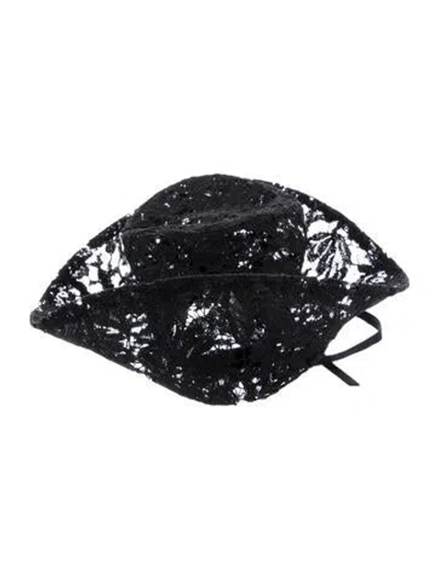 Pre-owned Valentino Garavani Lace Tie-up Hat In Black