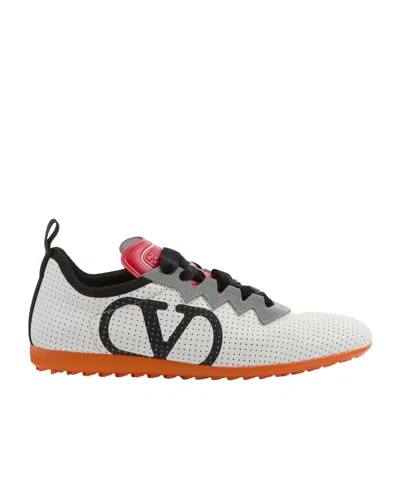VALENTINO GARAVANI VALENTINO GARAVANI LOGO PRINTED LACE-UP SNEAKERS
