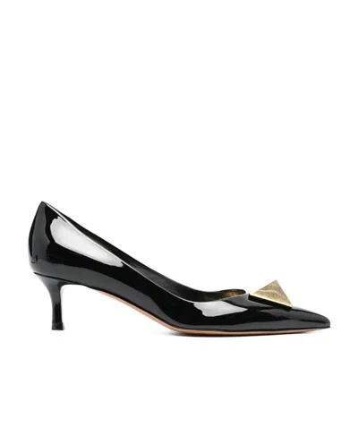 Valentino Garavani Lacquered Leather High Heels In Black
