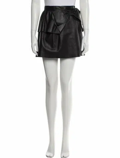 Pre-owned Valentino Lambskin Mini Skirt In Black