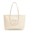 Valentino Shopping Bag In Grainy Calfskin In Ivory
