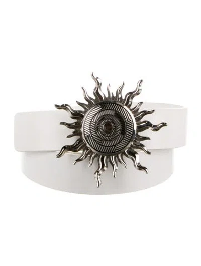 Pre-owned Valentino Garavani Leather Belt In White