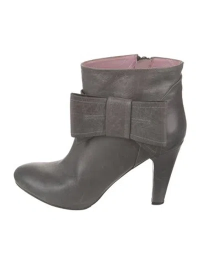 Pre-owned Valentino Garavani Leather Boots In Gray