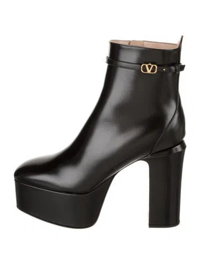 Pre-owned Valentino Garavani Leather Boots W/ Tags In Black