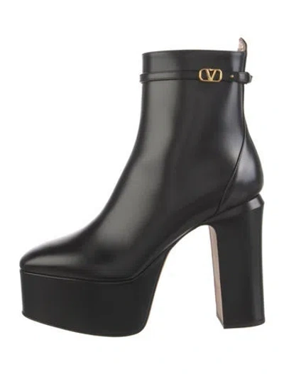 Pre-owned Valentino Garavani Leather Boots W/ Tags In Black