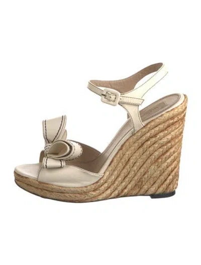 Pre-owned Valentino Garavani Leather Bow Accents Espadrilles In Neutral