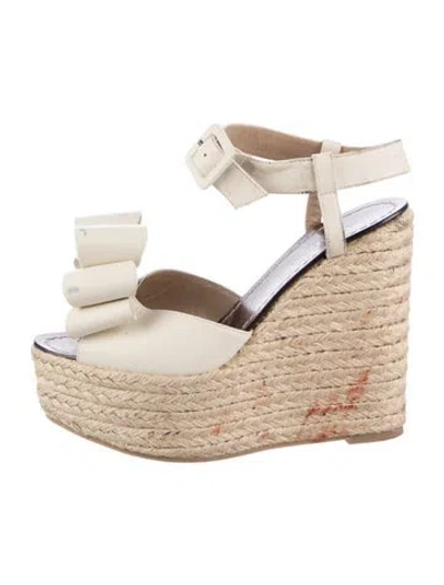 Pre-owned Valentino Garavani Leather Bow Accents Espadrilles In Neutrals