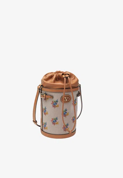 Valentino Garavani Leather Bucket Bag In Sand