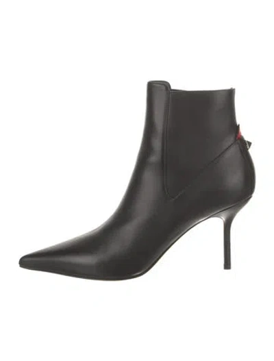 Pre-owned Valentino Garavani Leather Chelsea Boots In Black