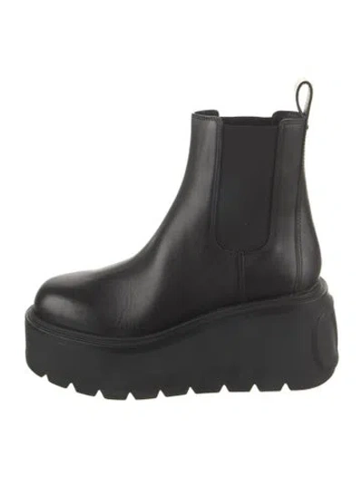 Pre-owned Valentino Garavani Leather Chelsea Boots W/ Tags In Black