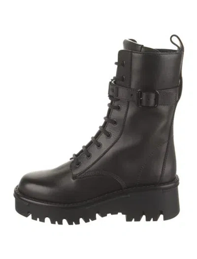 Pre-owned Valentino Garavani Leather Combat Boots In Black