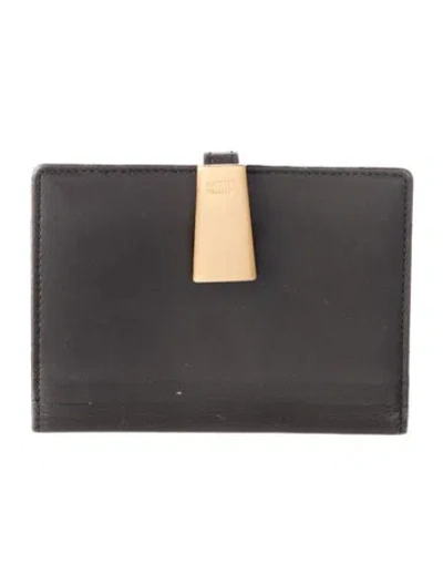 Pre-owned Valentino Garavani Leather Compact Wallet In Black