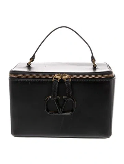 Pre-owned Valentino Garavani Leather Cosmetic Bag In Black