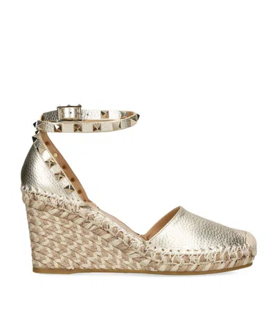 Valentino Garavani Leather Espadrille Wedges 85 In Gold