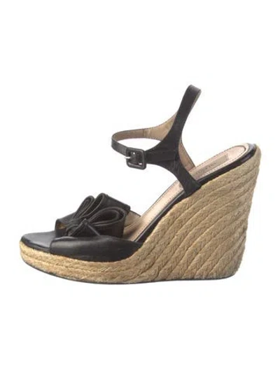 Pre-owned Valentino Garavani Leather Espadrilles In Black