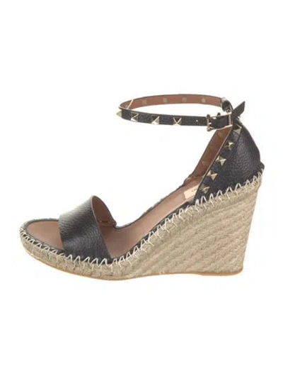 Pre-owned Valentino Garavani Leather Espadrilles In Black