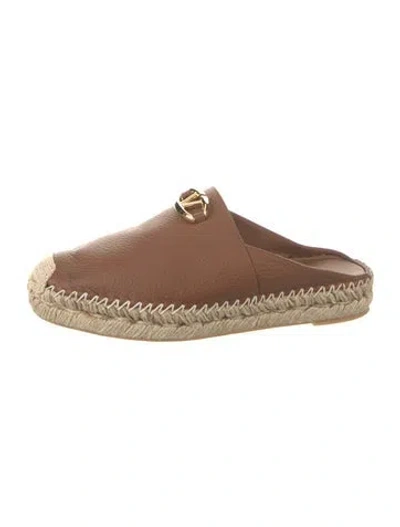 Pre-owned Valentino Garavani Leather Espadrilles In Brown
