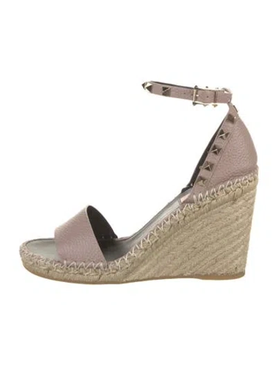 Pre-owned Valentino Garavani Leather Espadrilles In Neutral