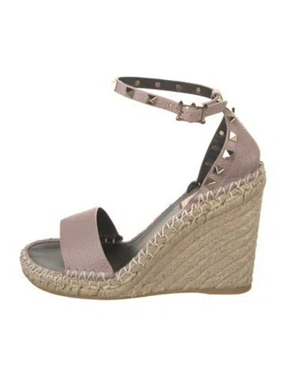 Pre-owned Valentino Garavani Leather Espadrilles In Neutral