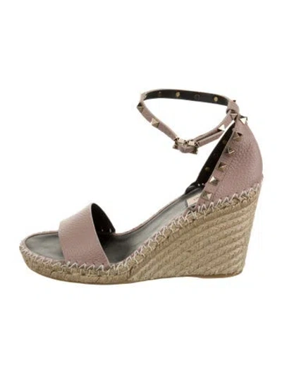Pre-owned Valentino Garavani Leather Espadrilles In Neutral