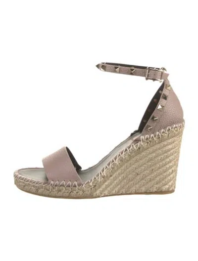 Pre-owned Valentino Garavani Leather Espadrilles In Pink