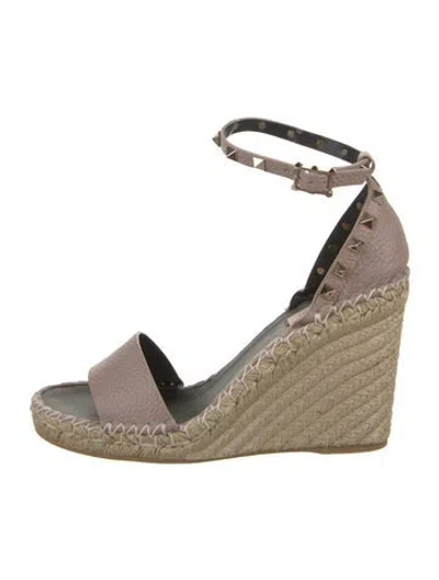 Pre-owned Valentino Garavani Leather Espadrilles W/ Tags In Neutral