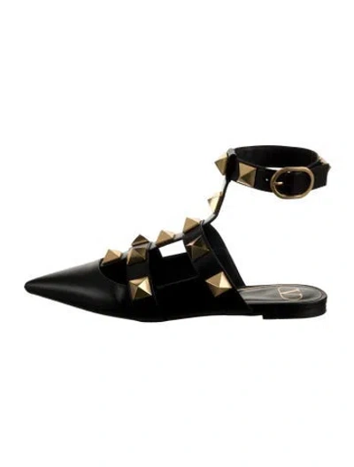 Pre-owned Valentino Garavani Leather Flats In Black