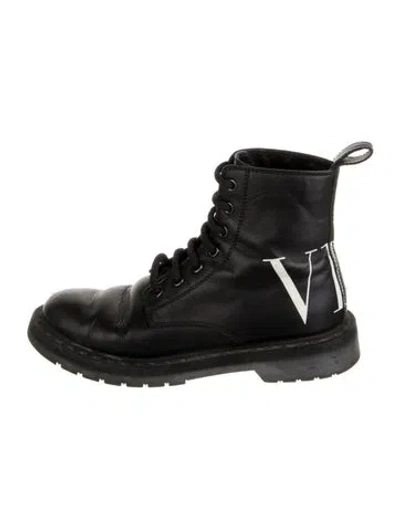Pre-owned Valentino Garavani Leather Graphic Print Combat Boots In Black