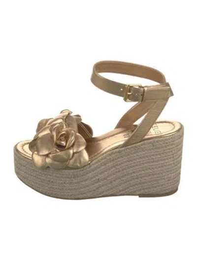 Pre-owned Valentino Garavani Leather Leather Trim Embellishment Espadrilles In Gold