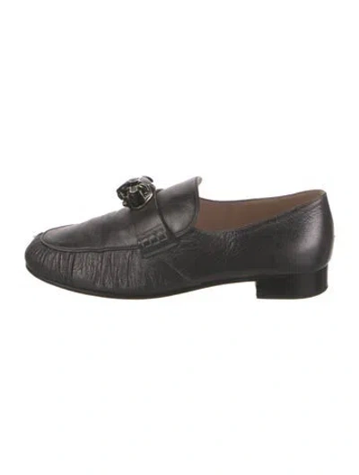 Pre-owned Valentino Garavani Leather Loafers In Black