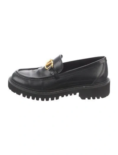 Pre-owned Valentino Garavani Leather Loafers In Black