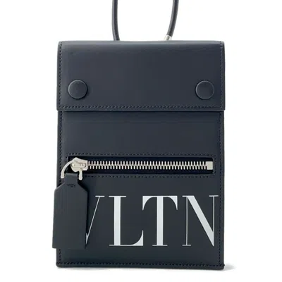 Pre-owned Valentino Garavani Leather Pouch Shoulder Bag () In Black