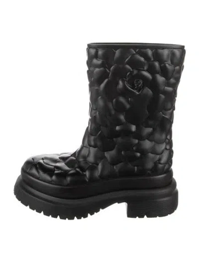 Pre-owned Valentino Garavani Leather Rain Boots In Black