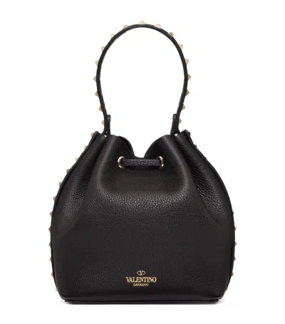 Valentino Garavani Leather Rockstud Bucket Bag In Black