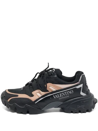 Pre-owned Valentino Garavani Leather Sneakers