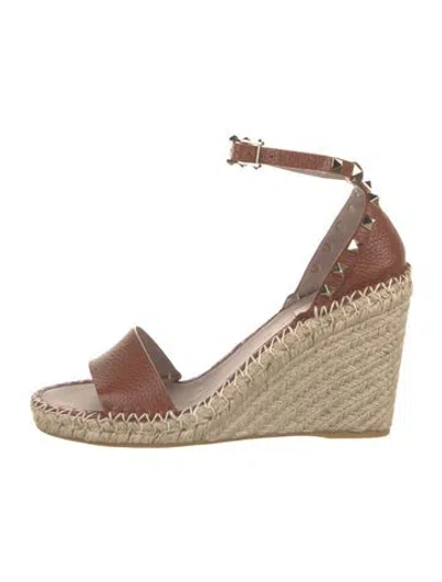 Pre-owned Valentino Garavani Leather Studded Accents Espadrilles In Brown