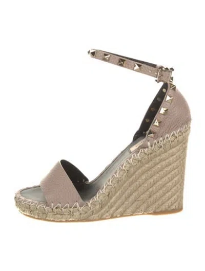 Pre-owned Valentino Garavani Leather Studded Accents Espadrilles In Neutral