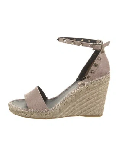 Pre-owned Valentino Garavani Leather Studded Accents Espadrilles In Neutral