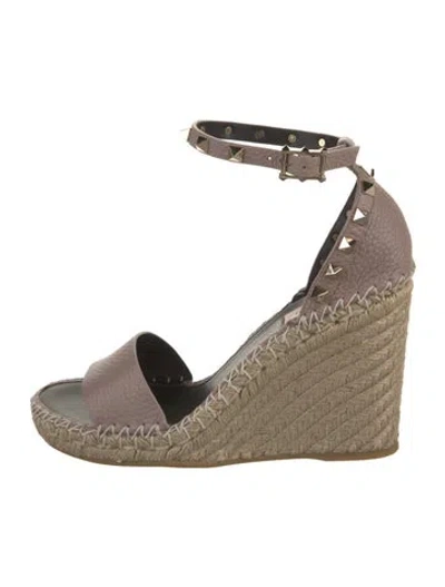Pre-owned Valentino Garavani Leather Studded Accents Espadrilles In Neutral
